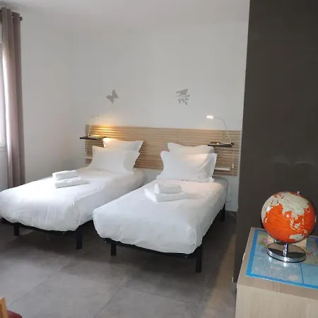 Attractive Holiday With Private Pool Les Vans