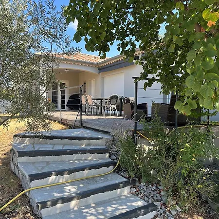 Semesterbostad Attractive Holiday With Private Pool Les Vans
