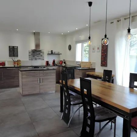 Semesterbostad Attractive Holiday With Private Pool Les Vans